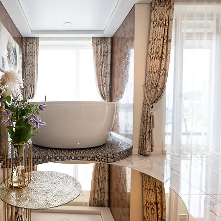 Apartment Amj Royal Aparthments Kaunas